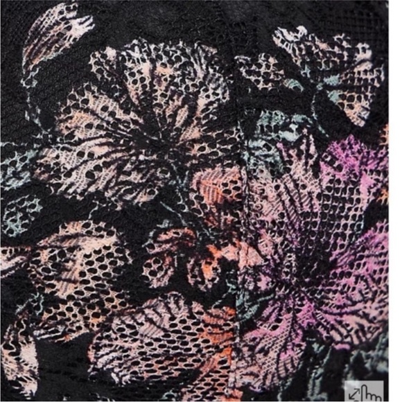 Torrid Floral Lace Lightly Lined 360° Smoothing™ Everyday Wire-Free Bra NWT - Picture 7 of 9